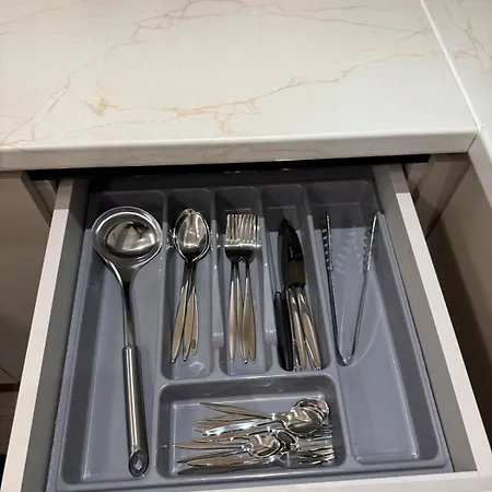 公寓 View B, Tirana, Albania 地拉那