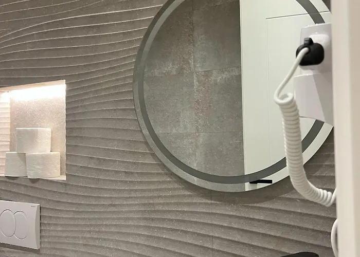 View B, Tirana, Albania 地拉那